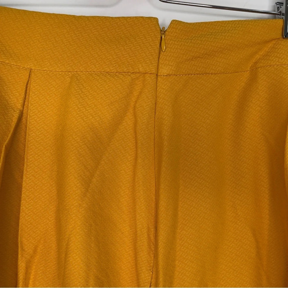 Ashley Stewart Pleated Circle Skirt in Mustard Size 18 - Picture 2 of 4